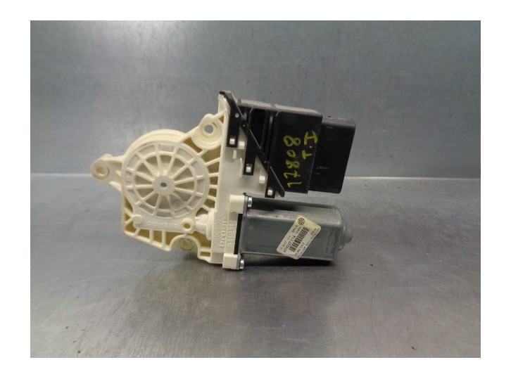 Recambio de motor elevalunas trasero izquierdo para volkswagen passat berlina (3c2) 2.0 tdi referencia OEM IAM 1K0959703P 18 PIN