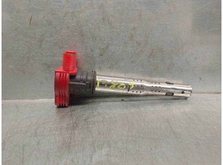 Recambio de bobina encendido para audi a6 berlina (4f2) 2.4 v6 24v cat (bdw) referencia OEM IAM 0986221052 0986221052 BOSCH