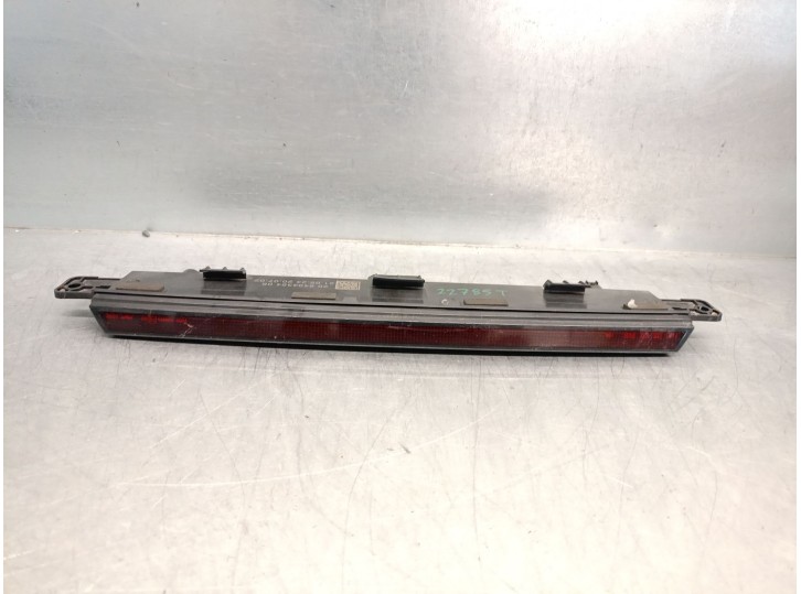 Recambio de luz central de freno para bmw x1 (u11) sdrive 18 d referencia OEM IAM 8494354 63258494354 