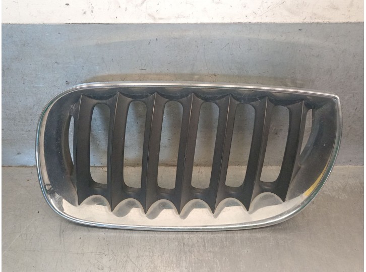 Recambio de rejilla delantera para bmw x3 (e83) 2.0 d referencia OEM IAM 51133402909 51133402909 