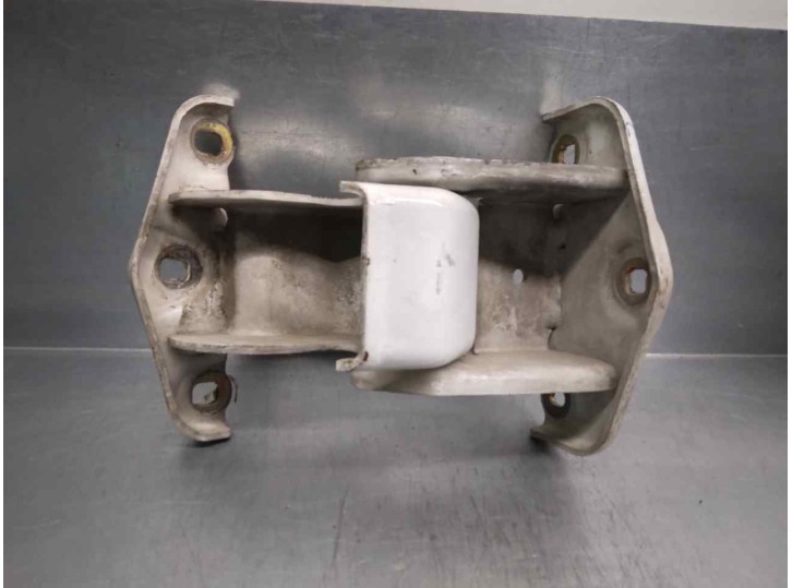 Recambio de bisagra porton para nissan primastar (x83) 1.9 dci diesel cat referencia OEM IAM 312304K TRAS IZQ INF 5 PUERTAS