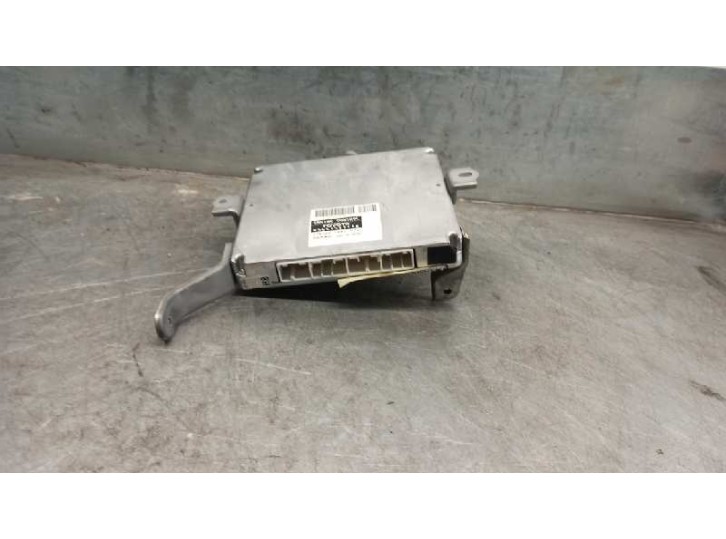 Recambio de centralita motor uce para toyota prius (nhw20) 1.5 cat referencia OEM IAM 8966147110 2751001631 DENSO