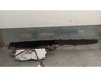 Recambio de pantalla multifuncion para toyota prius (nhw20) 1.5 cat referencia OEM IAM 8611047081 