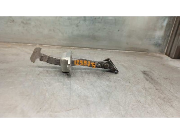 Recambio de retenedor puerta para toyota prius (nhw20) 1.5 cat referencia OEM IAM   