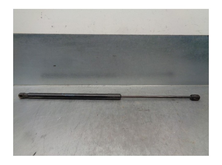 Recambio de amortiguadores capo para dacia duster 1.5 dci diesel fap cat referencia OEM IAM 654712943R 