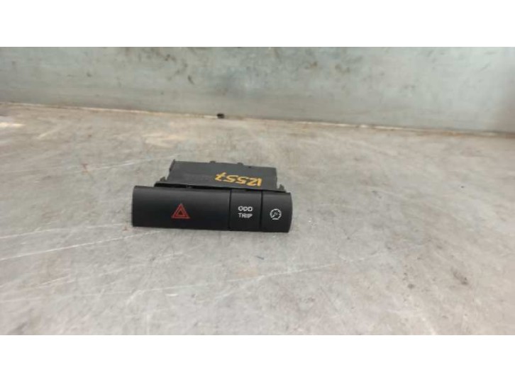 Recambio de warning para toyota prius (nhw20) 1.5 cat referencia OEM IAM 8433047010 