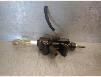 Recambio de bomba embrague para bmw x3 (e83) 2.0 d referencia OEM IAM 21526758822 21526773670 