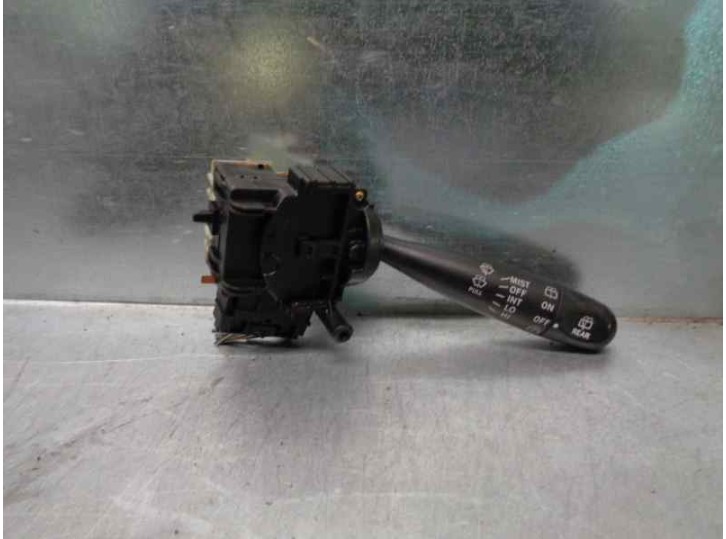 Recambio de mando limpia para toyota yaris (ncp1/nlp1/scp1) 1.3 cat referencia OEM IAM 846520D010 