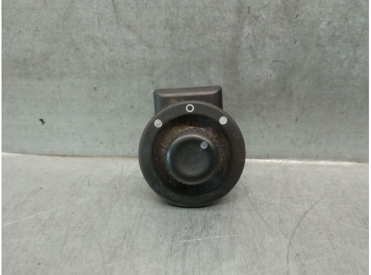 Recambio de mando retrovisor para opel movano b kasten/combi 2.3 cdti referencia OEM IAM 255704649R 4406745 