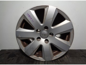 Recambio de llanta para audi a6 berlina (4f2) 2.4 v6 24v cat (bdw) referencia OEM IAM 4F0601025P R167.5JX16H2ET45 ALUMINIO 7P