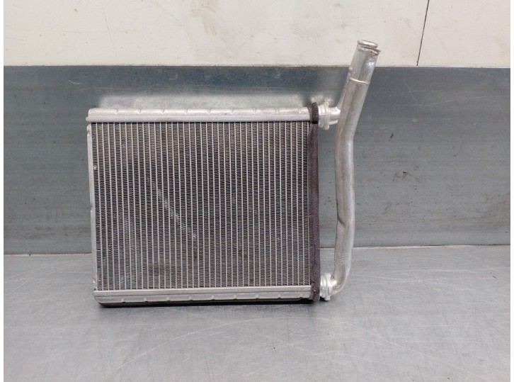 Recambio de radiador calefaccion / aire acondicionado para toyota auris 1.8 16v (híbrido) referencia OEM IAM 8710702150 