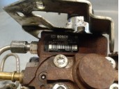 Recambio de bomba inyeccion para citroën c4 berlina 1.6 16v hdi referencia OEM IAM 9656300380 0445010102 BOSCH