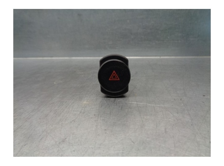 Recambio de warning para dacia duster 1.5 dci diesel fap cat referencia OEM IAM 25177  