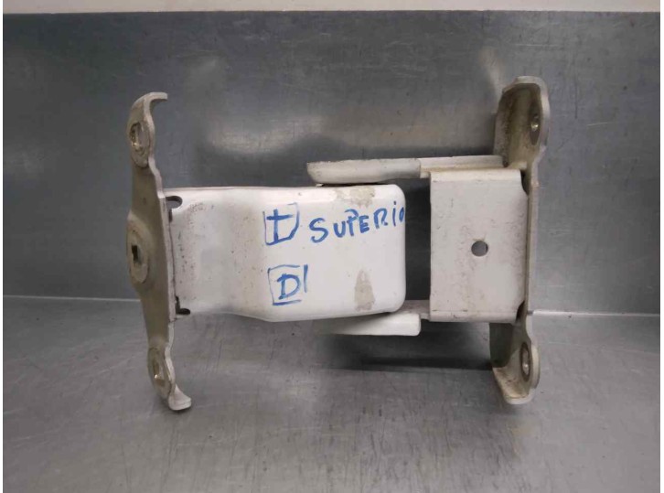 Recambio de bisagra porton para nissan primastar (x..) 2.0 dci diesel referencia OEM IAM 527428A 5 PUERTAS