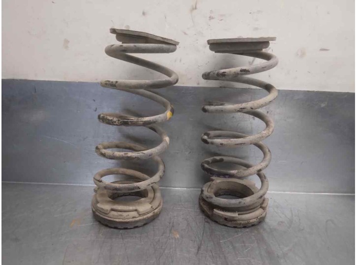 Replacement shock absorber spring for Kia Picanto 1.0 CAT OEM IAM reference 553301Y400 