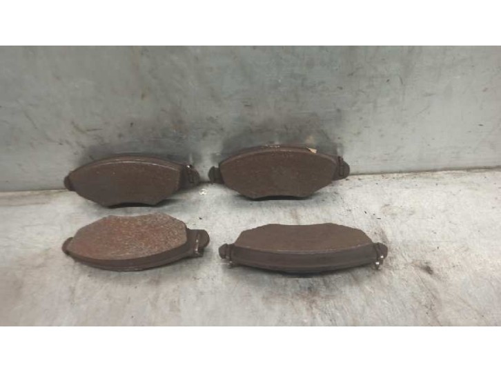 Recambio de pastillas de freno para peugeot 206 cc cc referencia OEM IAM 