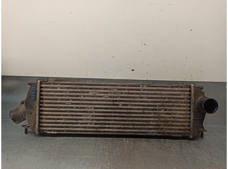 Replacement intercooler for Nissan Primastar (X..) 2.0 dCi Diesel OEM IAM reference 8200411160C 992563JB VALEO