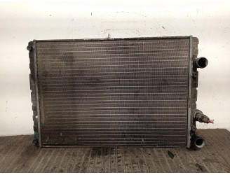 Recambio de radiador agua para volkswagen polo berlina (6n1) 1.9 diesel referencia OEM IAM 6N0121201D 853407C VALEO