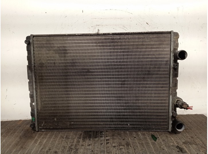 Recambio de radiador agua para volkswagen polo berlina (6n1) 1.9 diesel referencia OEM IAM 6N0121201D 853407C VALEO