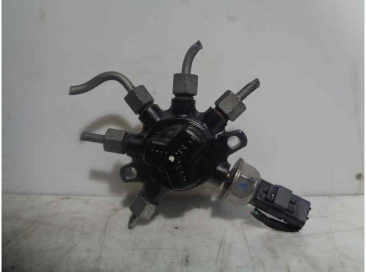 Recambio de rampa inyectora para renault clio i fase i+ii (b/c57) 1.4 referencia OEM IAM 4M5Q9D280DB 