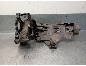 Recambio de soporte faro izquierdo para bmw 5 (f10) 530 d referencia OEM IAM 51647200793 51647200793 