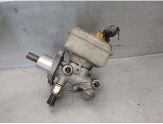 Recambio de bomba freno para volkswagen golf iv berlina (1j1) 1.9 tdi referencia OEM IAM 1J1611301B  