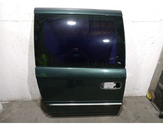 Recambio de puerta lateral corredera derecha para chrysler voyager (rg) 2.5 crd grand voyager limited referencia OEM IAM 4894480