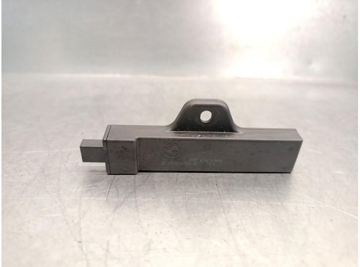 Recambio de antena para bmw 5 (g30, f90) 520 d referencia OEM IAM 65209220832 65209220832 