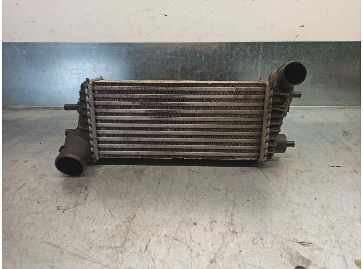 Recambio de intercooler para ford focus lim. (cb8) 1.6 tdci cat referencia OEM IAM BV619L440CE 