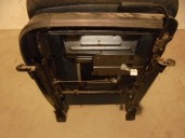 Recambio de asiento delantero derecho para ssangyong actyon 2.0 td cat referencia OEM IAM TELA NEGRA 5 PUERTAS