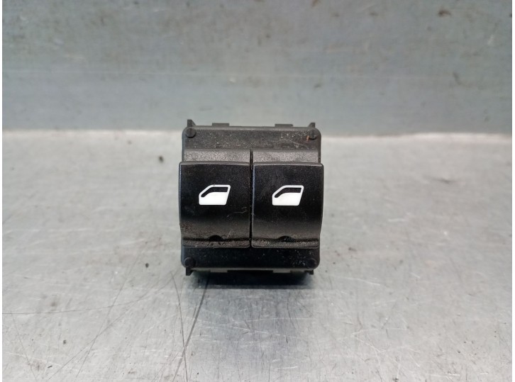 Recambio de mando elevalunas delantero izquierdo para citroën c4 cactus 1.6 bluehdi 100 referencia OEM IAM 98016298ZD 98016298ZD