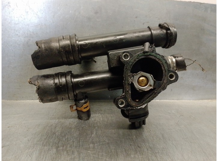 Recambio de termostato para renault espace iv (jk0) 2.2 dci turbodiesel referencia OEM IAM 8200262235 8200262235 