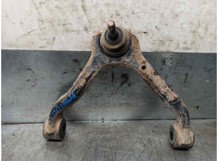 Recambio de brazo suspension superior delantero derecho para ssangyong actyon 2.0 td cat referencia OEM IAM 4440209002 