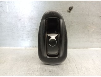 Recambio de mando elevalunas delantero derecho para hyundai santamo 2.0 16v referencia OEM IAM 93570M2500 93570M2501 