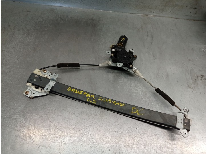 Recambio de elevalunas delantero izquierdo para hyundai santamo 2.0 16v referencia OEM IAM 98890M2710 98890M2710 