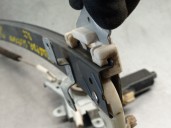 Recambio de elevalunas delantero izquierdo para hyundai santamo 2.0 16v referencia OEM IAM 98890M2710 98890M2710 