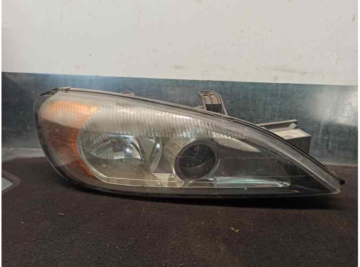 Recambio de faro derecho para nissan primera berlina (p11) 2.0 turbodiesel cat referencia OEM IAM 260109F600 89003045 VALEO