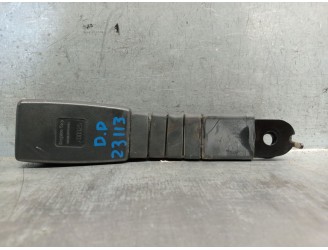Recambio de enganche cinturon para hyundai santamo 2.0 16v referencia OEM IAM 88823M2000 88823M2000AQ 