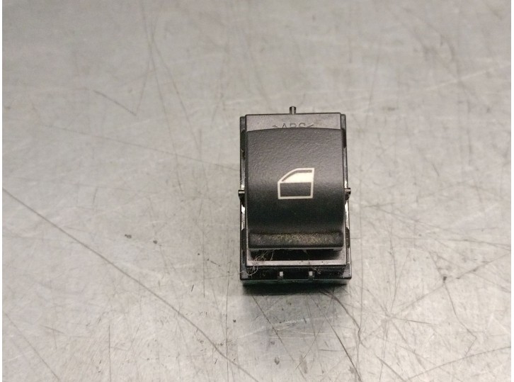 Recambio de mando elevalunas trasero izquierdo para bmw 5 (f10) 530 d referencia OEM IAM 9163527 61319241949 