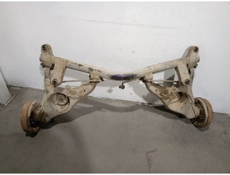 Recambio de puente trasero para hyundai santamo 2.0 16v referencia OEM IAM 5603574 