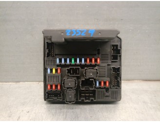 Recambio de caja reles / fusibles para nissan qashqai (j10) 2.0 dci turbodiesel cat referencia OEM IAM 284B7JD00B 