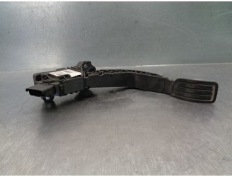 Recambio de potenciometro pedal para peugeot 2008 (p1) 1.5 blue-hdi fap referencia OEM IAM 9827704480 6PV01352401 HELLA