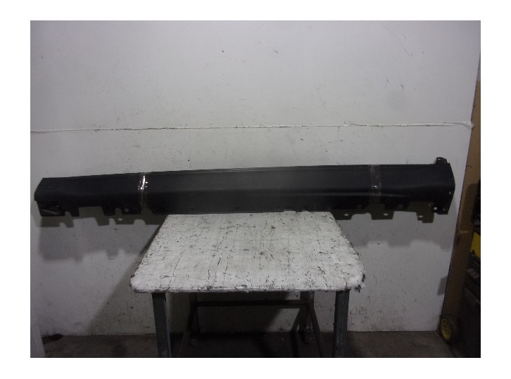 Replacement side skirt for BMW X5 (E70) 3.0 turbodiesel OEM IAM reference 51777191241 TEXTURED BLACK LEFT