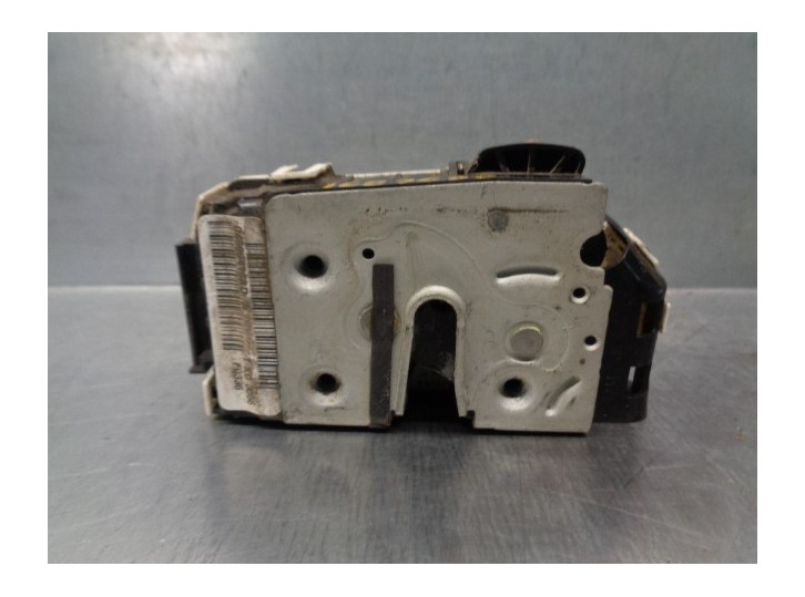 Recambio de cerradura puerta delantera derecha para jeep compass 2.4 16v cat referencia OEM IAM 04589416AD 4 PINES 5 PUERTAS