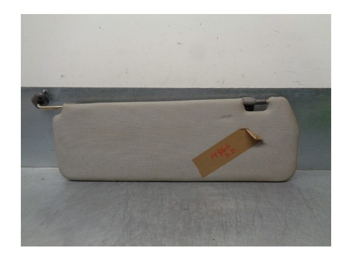 Recambio de parasol derecho para nissan cabstar 3.0 referencia OEM IAM 96400MB400  