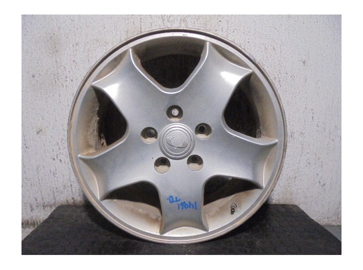 Recambio de llanta para ssangyong actyon 2.0 td cat referencia OEM IAM 4173031370 R18X7.5JET43 ALUMINIO 5P