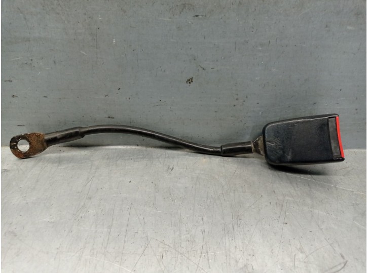 Recambio de enganche cinturon para citroën c15 1.8 diesel (161) referencia OEM IAM 897588 897588 