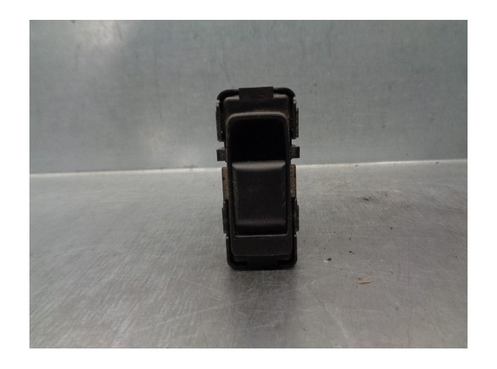 Recambio de mando elevalunas trasero derecho para jeep compass 2.4 16v cat referencia OEM IAM 56040693AD 