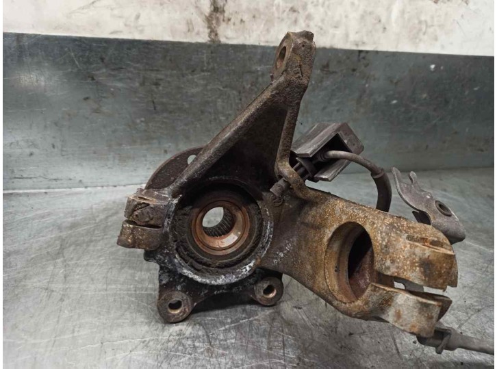 Recambio de mangueta delantera izquierda para citroën xsara picasso 1.6 16v hdi referencia OEM IAM   