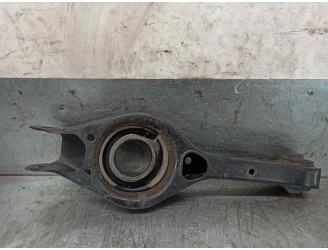 Recambio de brazo suspension superior trasero derecho para kia sportage 1.6 cat referencia OEM IAM 552202Y000  